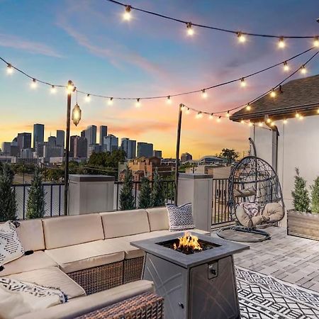 Luxury Downtown Home W Rooftop Deck In The Skyline Χιούστον Εξωτερικό φωτογραφία